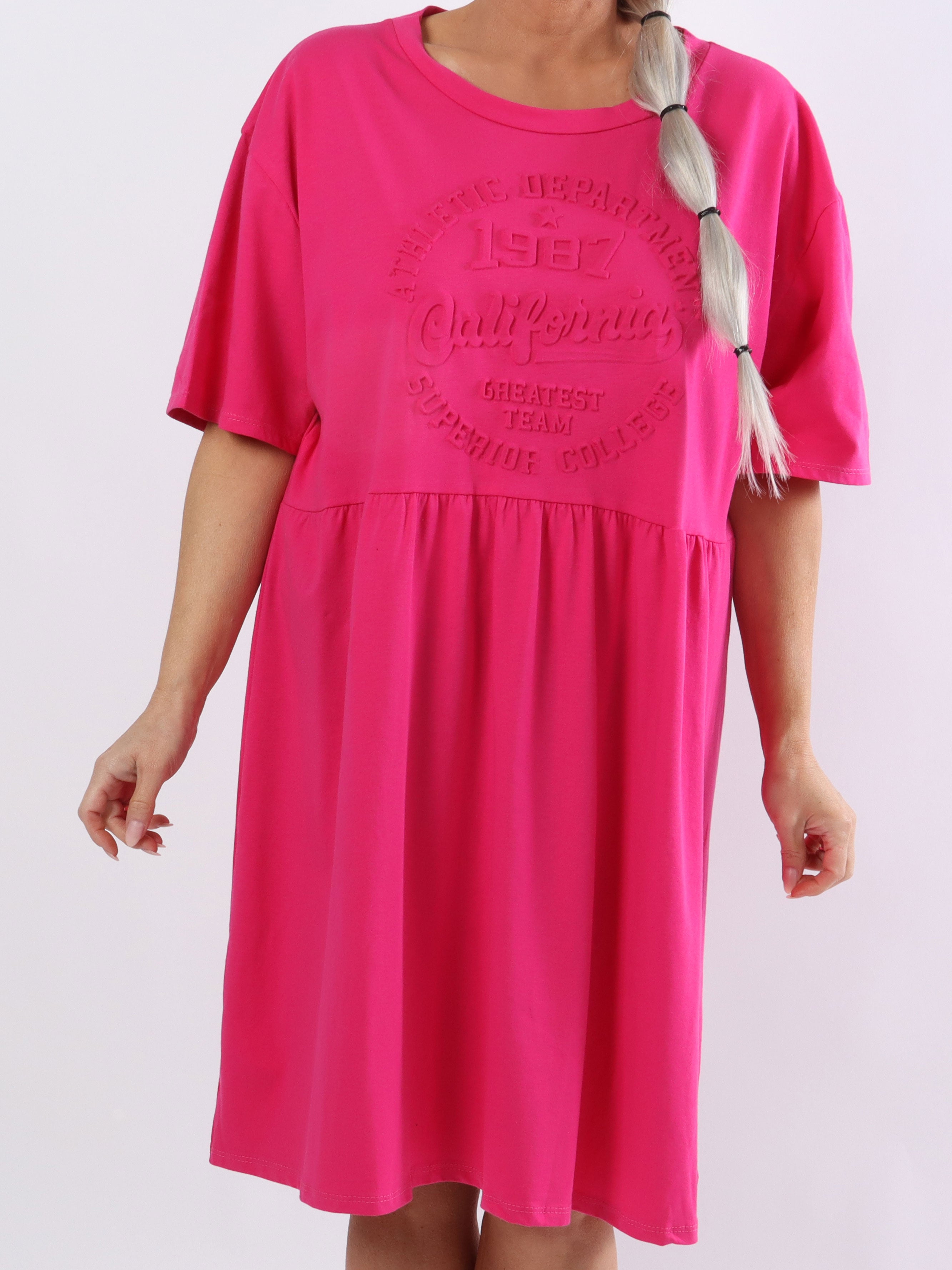 Mynte - Söt bomullsklänning i plus size med 3D-tryck